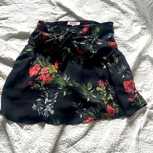 Skirt with flowers